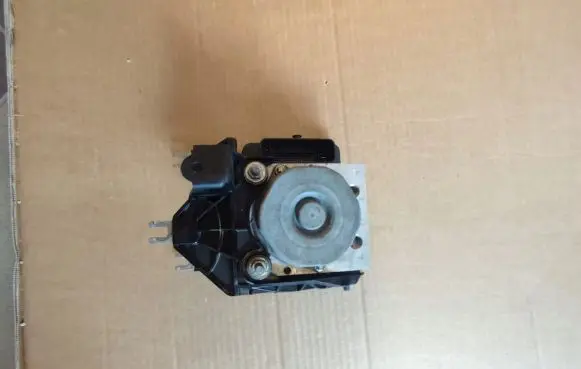 Mercedes-Benz CLA C117 X117 W117 ABS Pump 0094316612