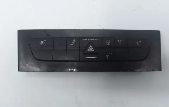 Mercedes-Benz E W211 Hazard light switch 2118212458 03752323