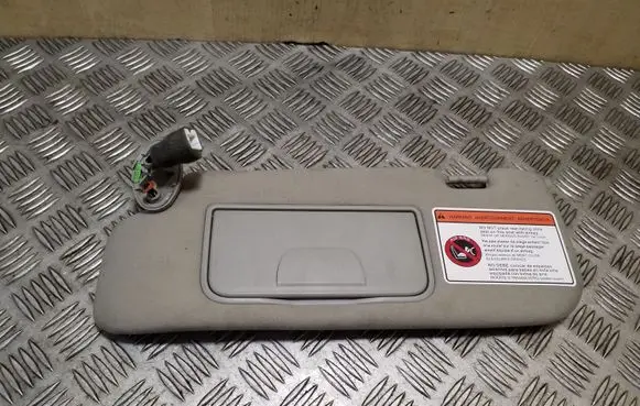 Chevrolet Captiva Sun visor