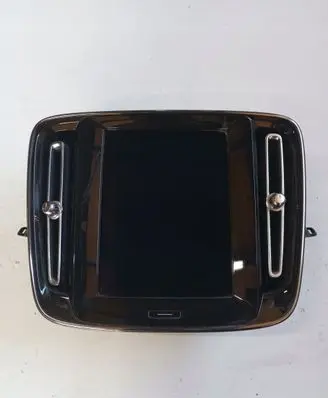 Volvo XC40 Radio/CD/DVD/GPS head unit 32247465AA