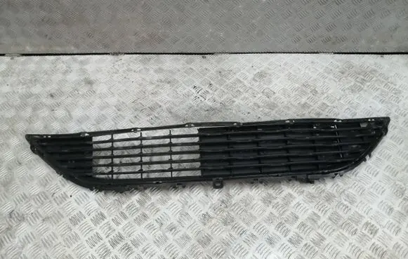 Opel Corsa F Front bumper lower grill 9829831980