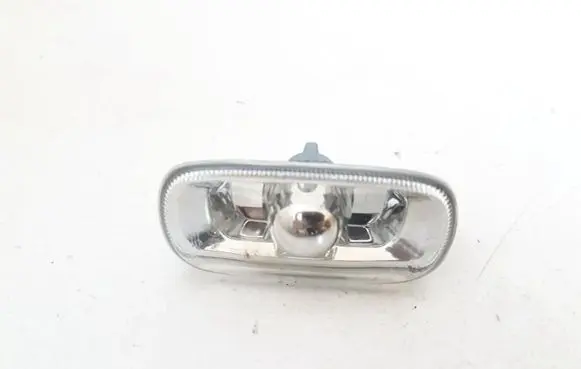 Audi A4 S4 B6 8E 8H Front fender indicator light 8E0949127