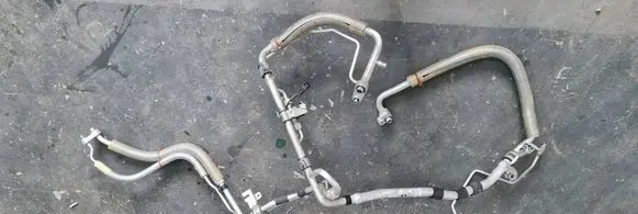 Chrysler Pacifica Air conditioning (A/C) pipe/hose 68239137AH