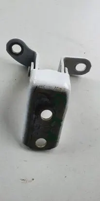 Toyota Yaris Rear door lower hinge