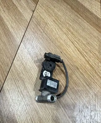 Mercedes-Benz S W221 LP gas electromagnetic valve solenoid A2218300384 4433100990