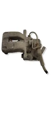 Volkswagen PASSAT B6 Front brake caliper 