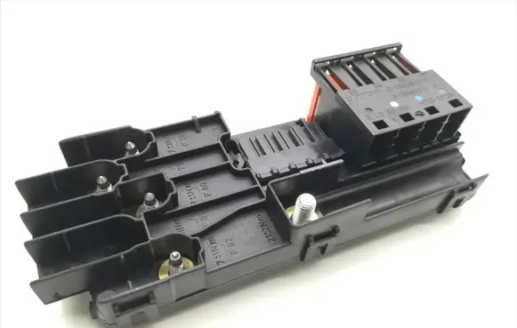 Mercedes-Benz GL X164 Fuse module 2115452601