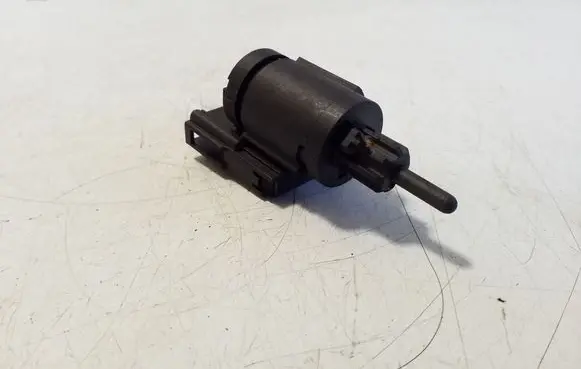 Audi A6 S6 C6 4F Brake pedal sensor switch 3B0945511A