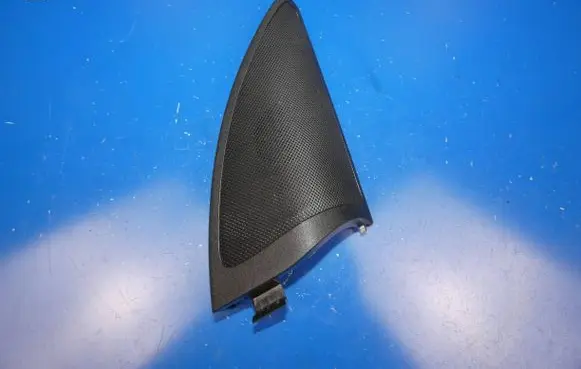 Mercedes-Benz ML AMG W166 Front door speaker cover trim A1667200274