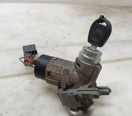 Volkswagen II LT Ignition lock A9014600104