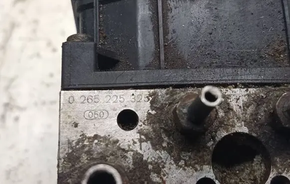 Toyota Avensis T250 ABS Pump 4454005040