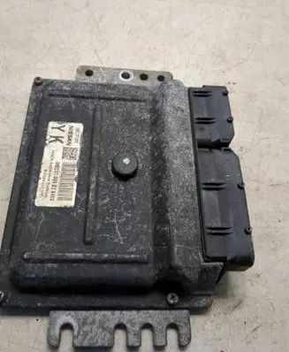 Nissan Micra Engine control unit/module MEC37300