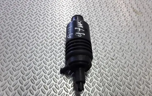 Audi A4 S4 B5 8D Windscreen/windshield washer pump 4A0955651