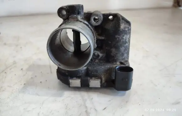 Renault Trafic II (X83) Throttle valve 8200330812