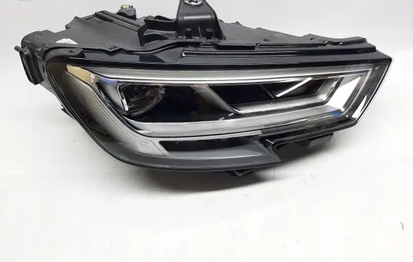 Audi A3 S3 8V Headlight/headlamp 8V0941034F