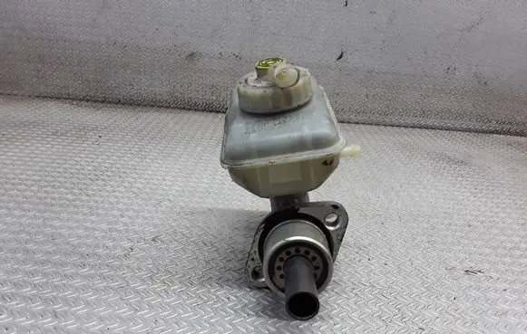 Saab 9-3 Ver1 Master brake cylinder 3350882521