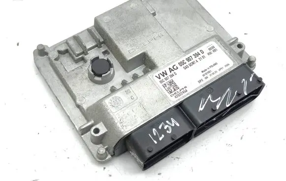 Audi A1 Engine control unit/module 05C907394D 42101001 42022454