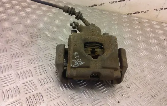 BMW 1 E82 E88 Front brake caliper