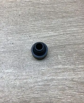 Mercedes-Benz 190 W201 Fuel injector A1160780873