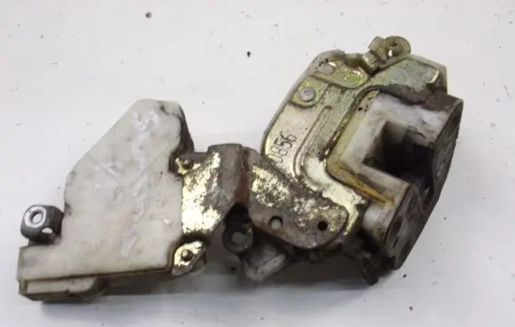 Nissan Serena Front door lock 8055261U01R