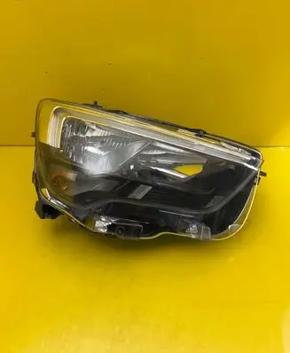 Opel Combo E Headlight/headlamp 90145358