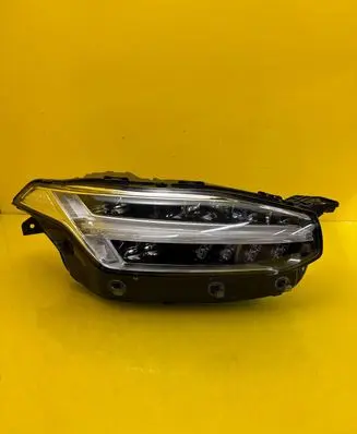 Volvo XC90 Headlight/headlamp 32228689