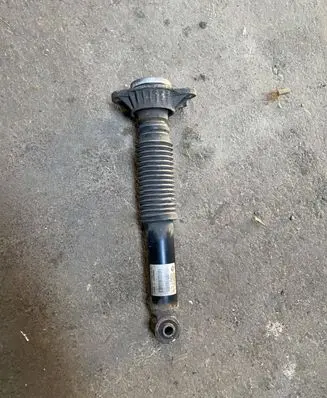 BMW 5 GT F07 Rear shock absorber/damper 6795449