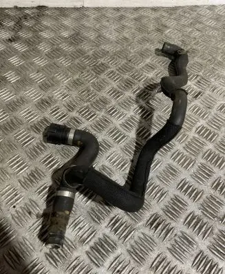 Audi A8 S8 D4 4H Engine coolant pipe/hose 4H0121104E