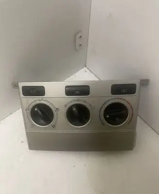 Toyota Corolla Verso E121 Climate control unit 554200F010
