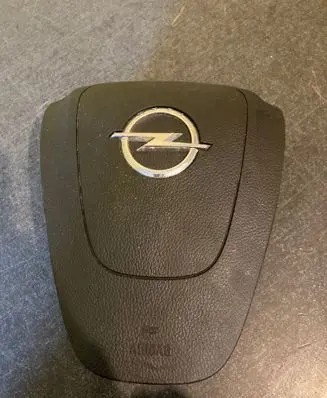 Opel Mokka Steering wheel airbag 95328148 631046026