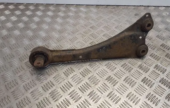 Toyota Avensis T270 Rear upper control arm/wishbone