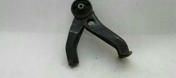 Mitsubishi Lancer X Engine mount bracket 1092A067