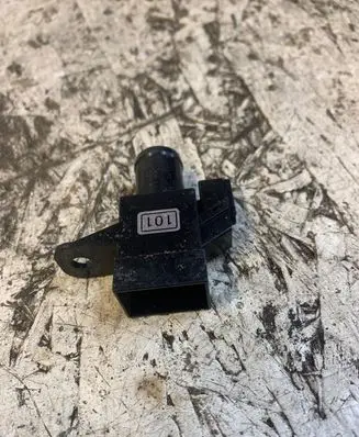 Nissan Juke I F15 Other interior part