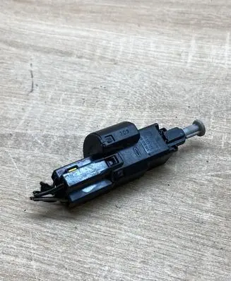 Opel Astra G Clutch pedal sensor 09132299 09175172 09175185