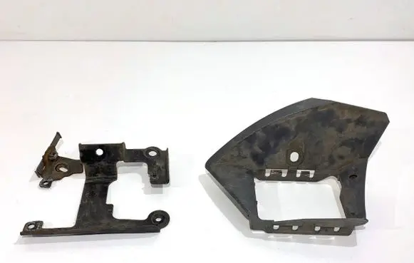 Mazda 3 II Other exterior part K6805