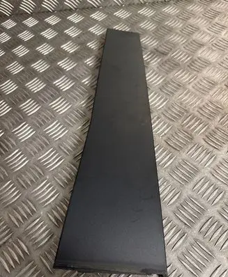 Seat Alhambra (Mk2) Rear door glass trim molding 7N5839903B 7N5839903
