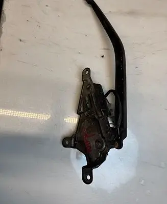 Renault Kangoo I Rear window wiper motor 0390206512