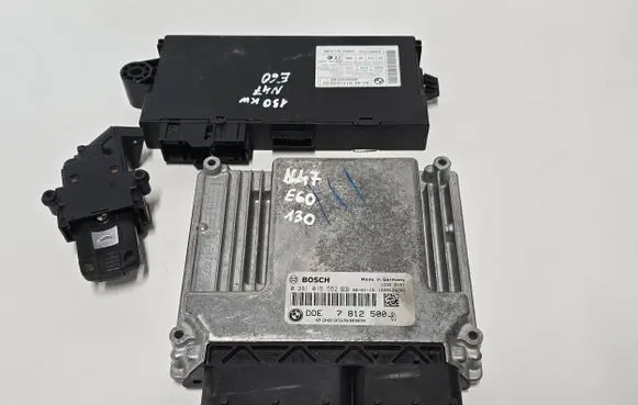 BMW 5 E60 E61 Engine control unit/module 0281015552 7812500 9147226