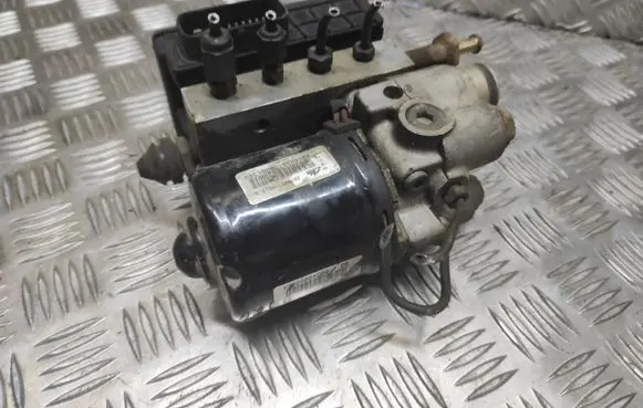 Volkswagen Sharan ABS Pump 7M0614111B 7M0907379