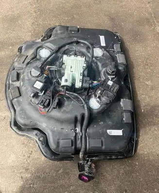 Porsche Cayenne (92A) AdBlue liquid reservoir 7P0131877 7P0131877D 0444050163