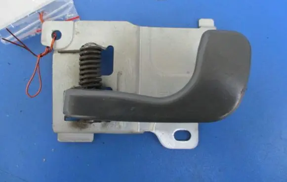 Mitsubishi Space Wagon Front door interior handle