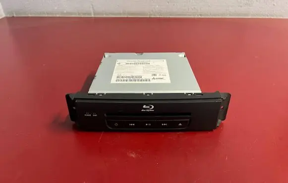Chrysler Town & Country V Radio/CD/DVD/GPS head unit P05091263AD 05091263AD
