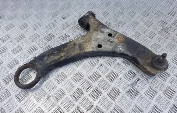 Suzuki Grand Vitara II Front lower control arm/wishbone