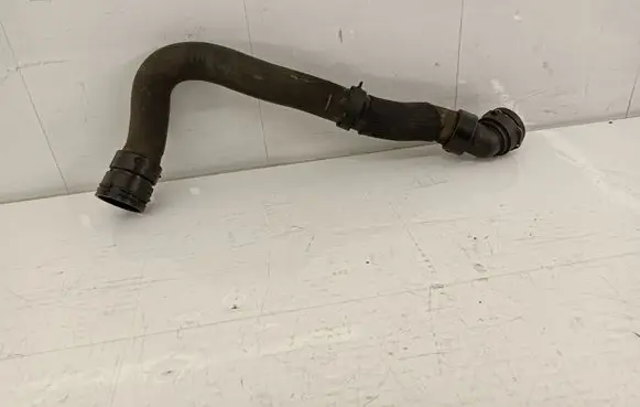 Volvo V60 Engine coolant pipe/hose S5000260