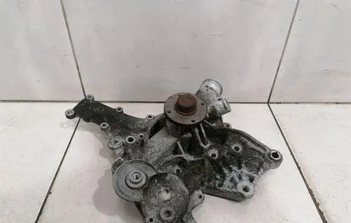Mercedes-Benz E W211 Water pump A1132000101