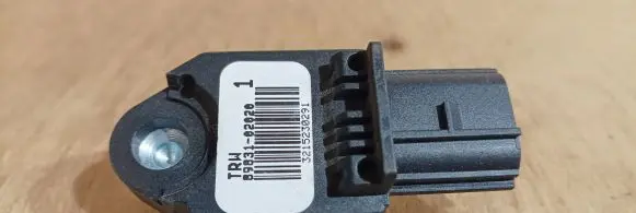 Toyota Aygo AB10 Airbag deployment crash/impact sensor 8983102020