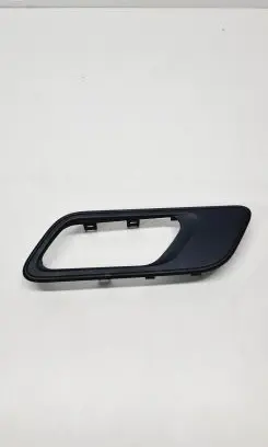Nissan Qashqai J12 Other front door trim element 806836UA0D