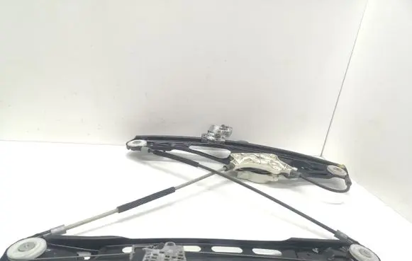 Rear door window regulator with motor