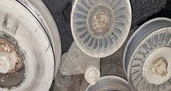 Opel Vectra C Generator/alternator belt tensioner