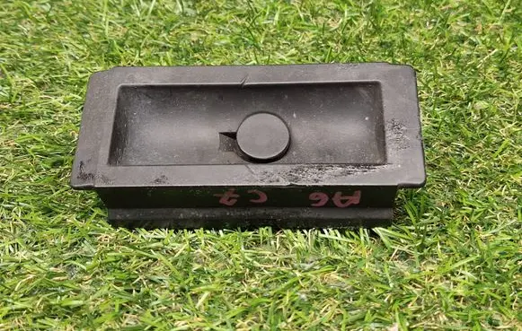 Audi A6 S6 C7 4G Jacking socket point 4G0802847